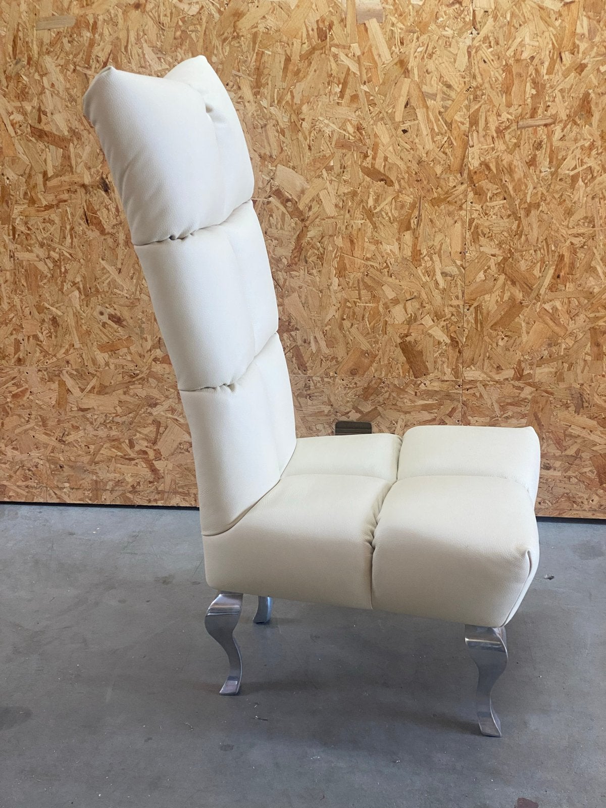Bretz Fauteuil - Crèmekleurig leder, Ophalen, 75 tot 100 cm, Zo goed als nieuw, Stof