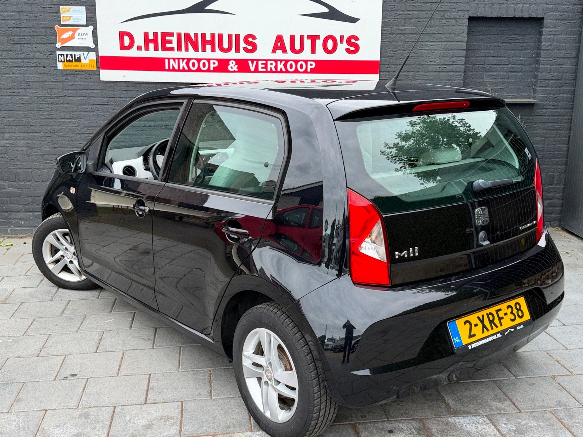 Seat Mii 1.0 Style Chic 5DRS|AIRCO|APK NIEUW|LMV, Auto's, Voorwielaandrijving, Euro 5, Gebruikt, 4 stoelen