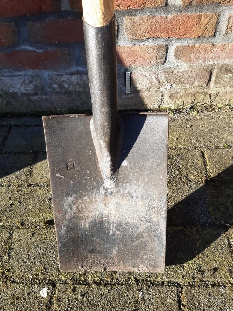 Spadeschop, Ophalen