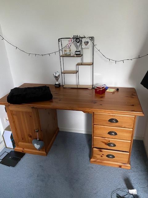 Grenen bureau, Ophalen, Gebruikt, 65 cm of meer, 70 cm of meer