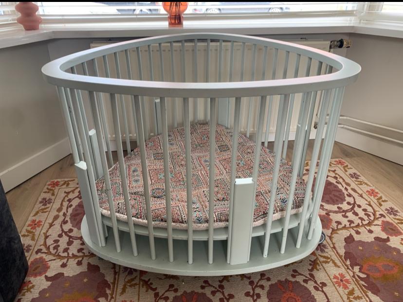 Compacte Babybox met wieltjes, Kinderen en Baby's, Boxen, Ophalen, Gebruikt, Overige vormen, Boxkleed
