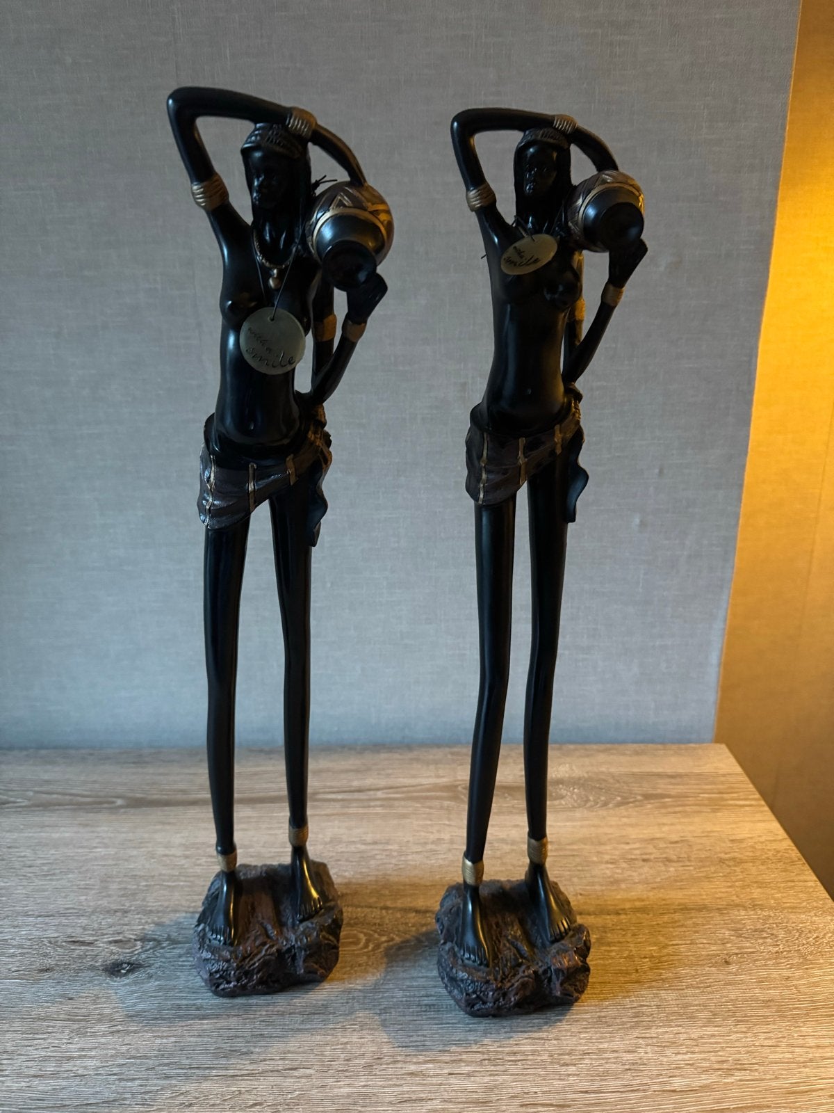 Set van 2 Afrikaanse beelden traditionele kunst, Antiek en Kunst, Ophalen of Verzenden, Handgemaakt, Overige materialen, Beeld