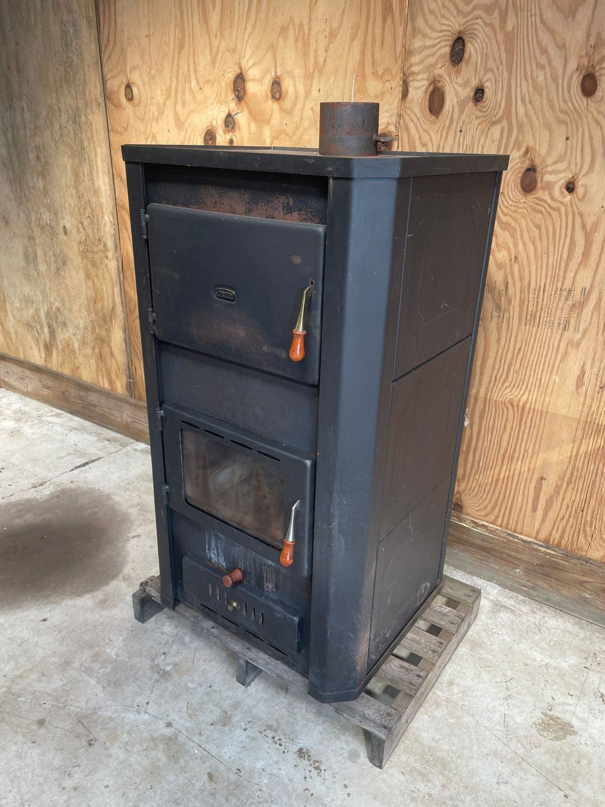 CV Houtkachel Prity WDW29 - Krachtige Verwarming, Huis en Inrichting, Ophalen, Gebruikt, Houtkachel, Vrijstaand