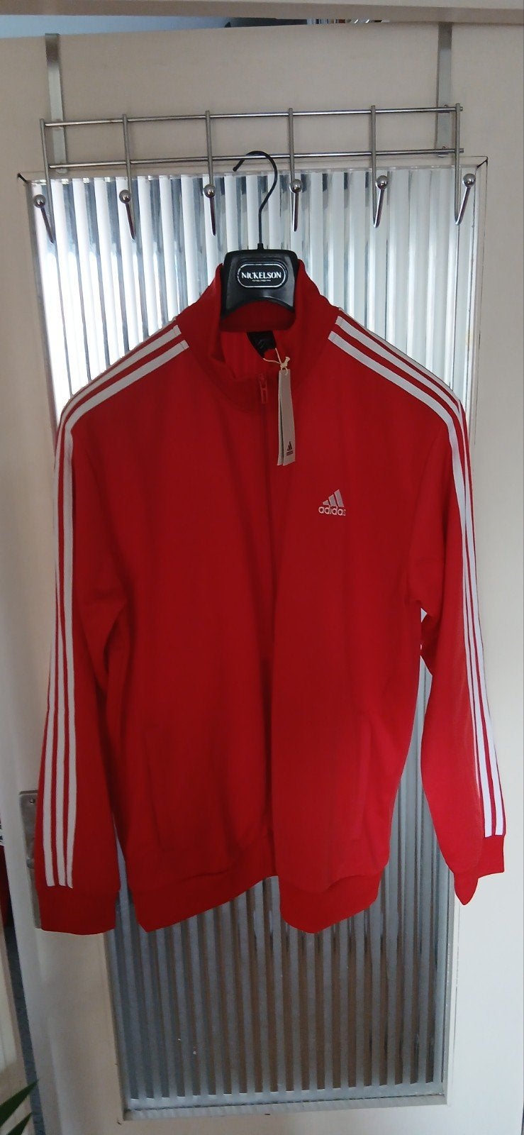 Rood Adidas trainingspak 2-delig (nieuw), Verzenden, Zwart, Adidas, Algemeen