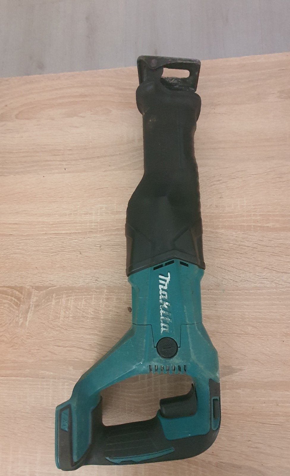 Makita DJR186 Reciprozaag - Zo goed als nieuw, Doe-het-zelf en Verbouw, Gebruikt, 70 mm of meer, Ophalen of Verzenden, Makita