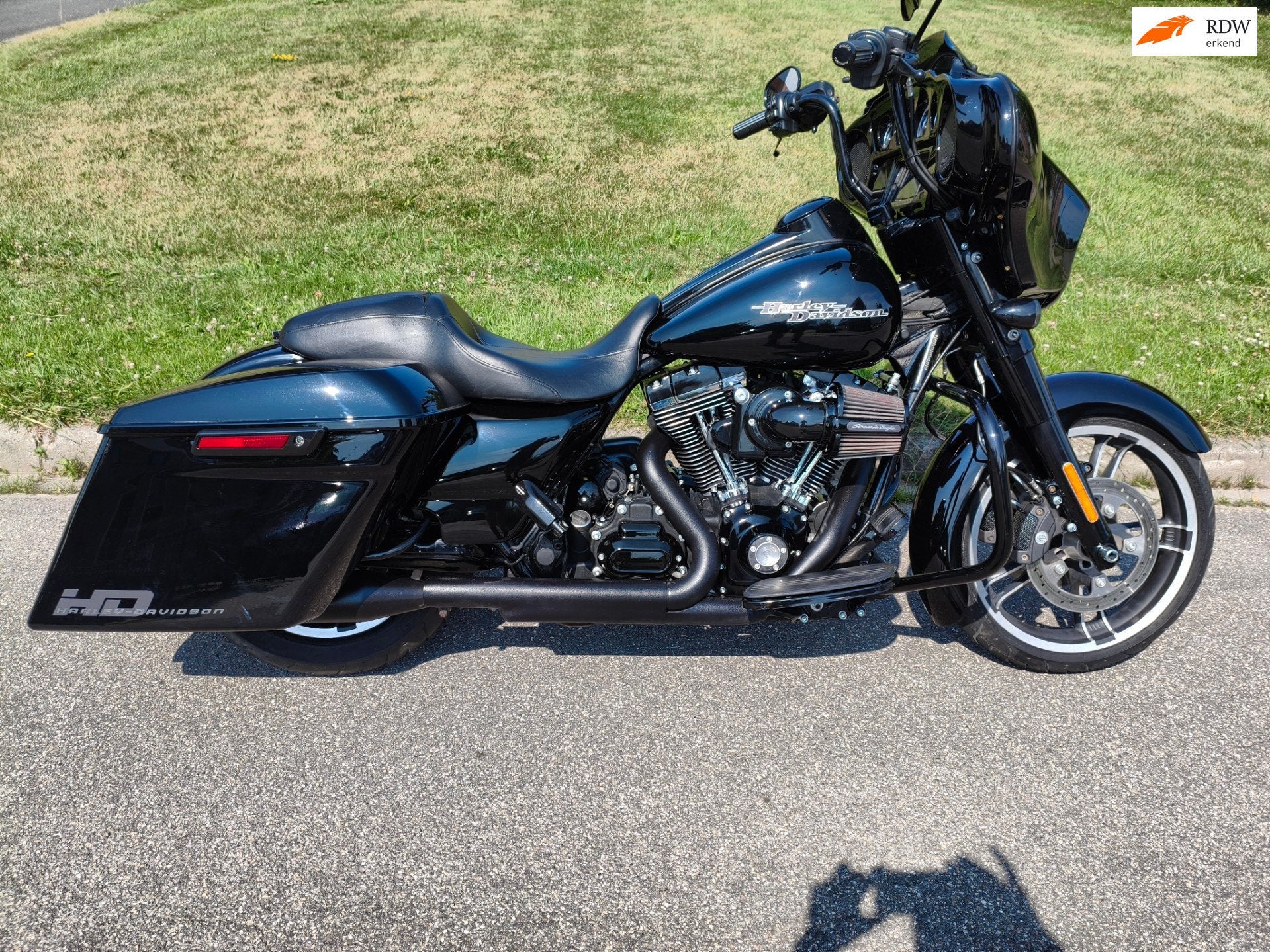 Harley Davidson FLHXS 2015 Blacked out bagger, Motoren, 1688 cc, Bedrijf, Cruise Control, Meer dan 35 kW