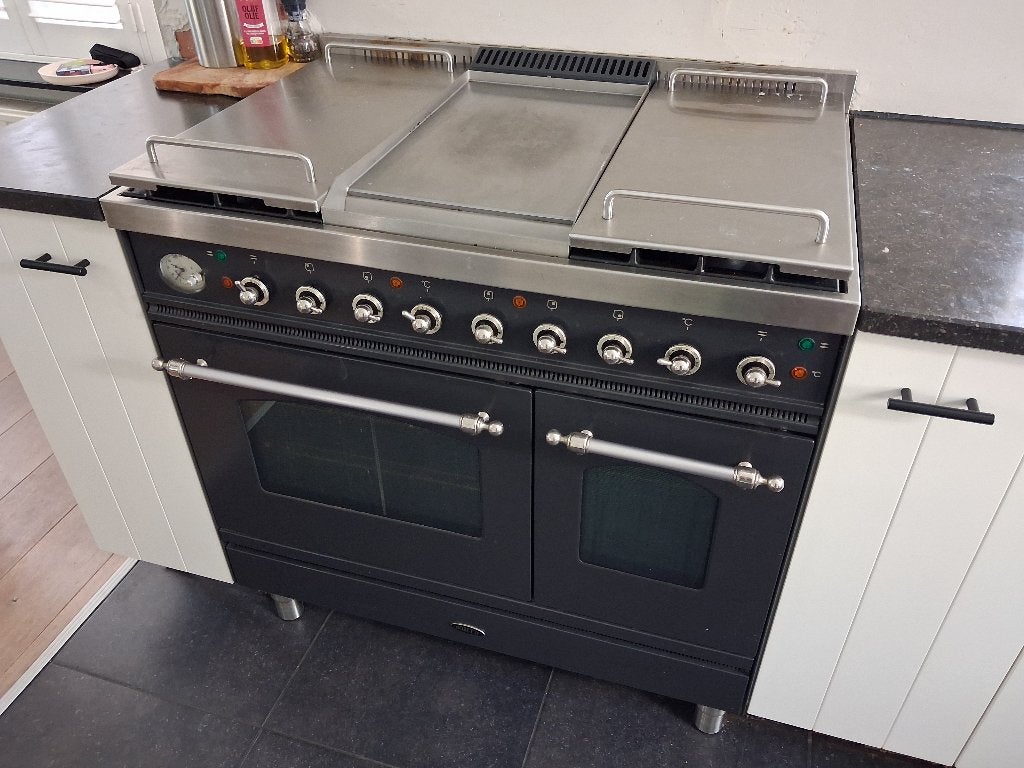 Boretti 5 pits breed fornuis grillplaat en dubbele oven, Witgoed en Apparatuur, Fornuizen, Ophalen, Gebruikt, 60 cm of meer, Warmhoudplaat