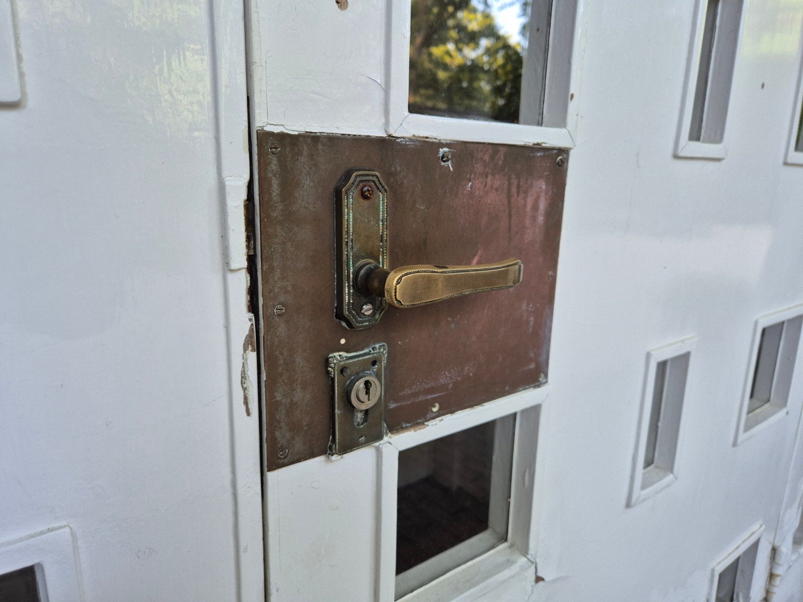 Koperen buitendeurbeslag met klink en slot, Doe-het-zelf en Verbouw, Ophalen of Verzenden, Gebruikt, Koper of Messing, Klink of Kruk