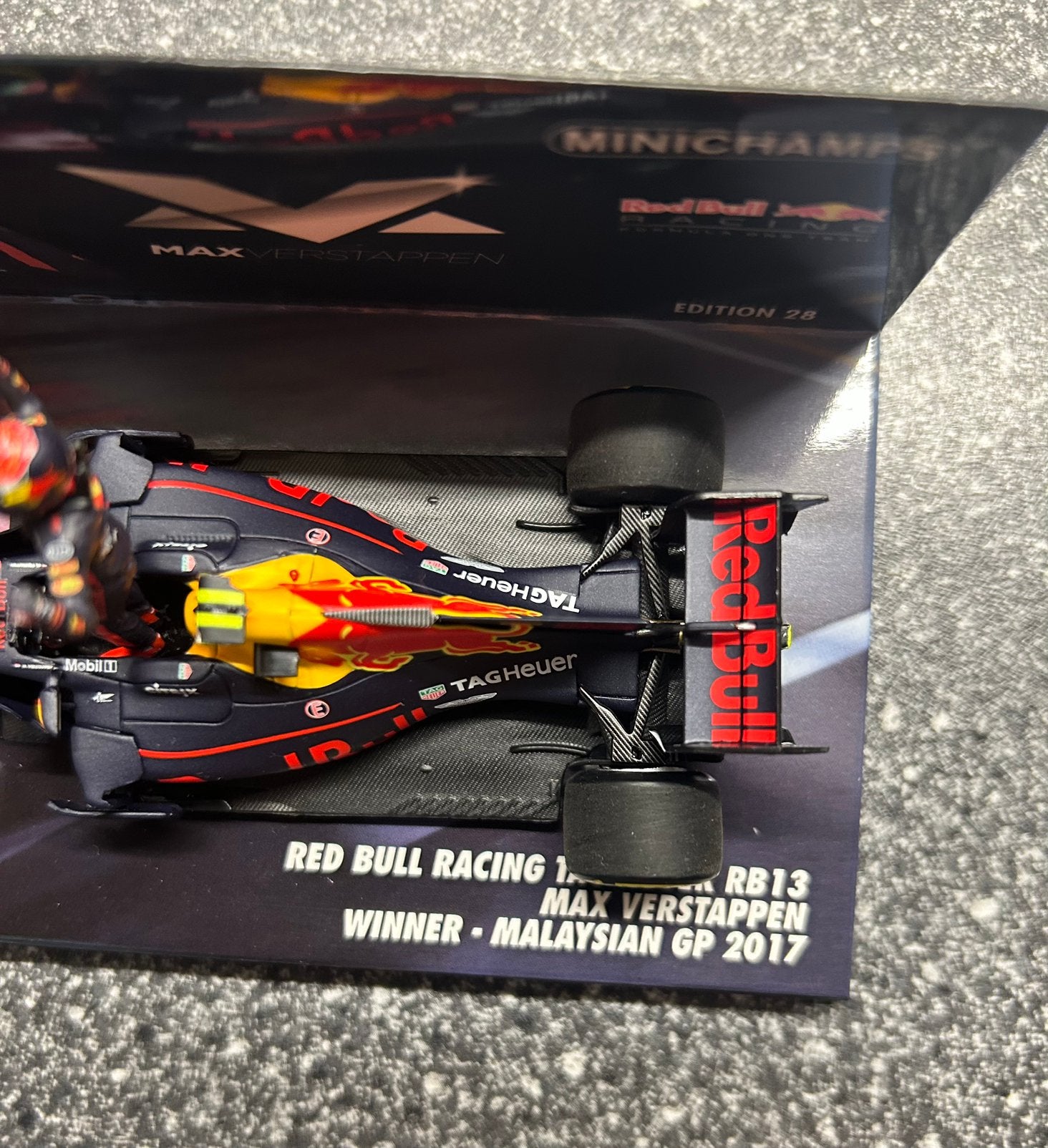 Minichamps Max Verstappen Red Bull RB13 Maleisië 2017, Overige merken, Auto, 1:32 tot 1:50, Ophalen of Verzenden