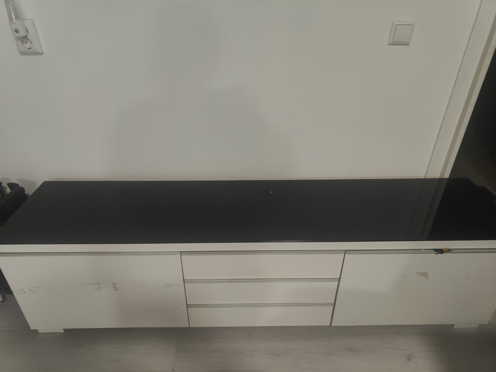 Modern TV and storage table, Ophalen, Gebruikt, Glas, 150 tot 200 cm