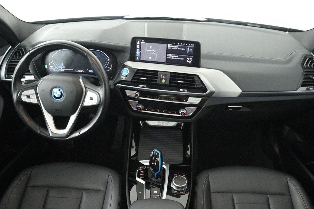 BMW IX3 Executive 80 kWh (PANORAMADAK, MEMORY SEATS AUTOPILO, Auto's, BMW, Achterwielaandrijving, Gebruikt, 750 kg, 1333 min