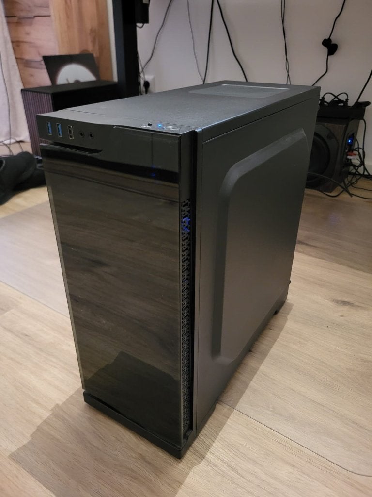 Game PC RTX 2060 | i7-9700F | 32GB RAM | 2TB SSD