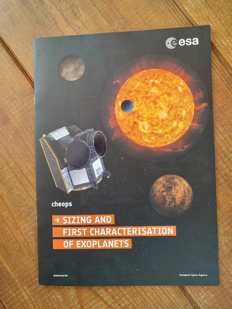 Brochure over exoplanets, Cheops van Esa, Ophalen of Verzenden, Gebruikt