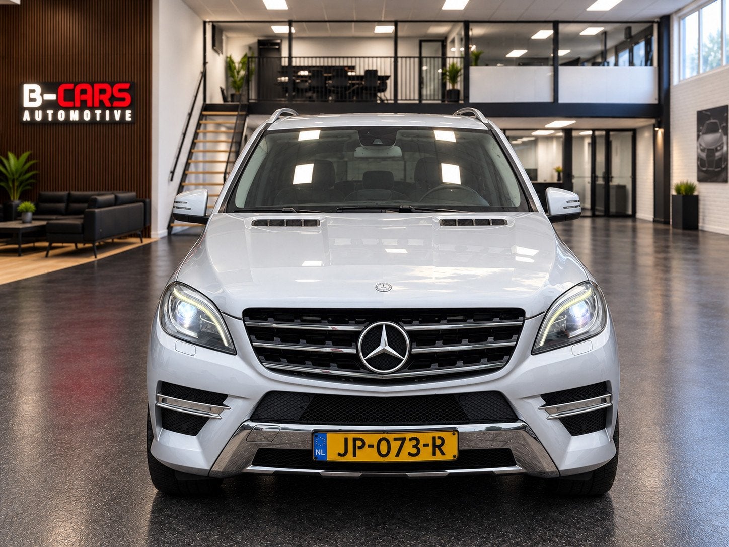 Mercedes-Benz M-klasse 350 BlueTEC Leer|Stoelvw|AMG|Fullopti, Auto's, Automaat, Gebruikt, Euro 6, Xenon verlichting