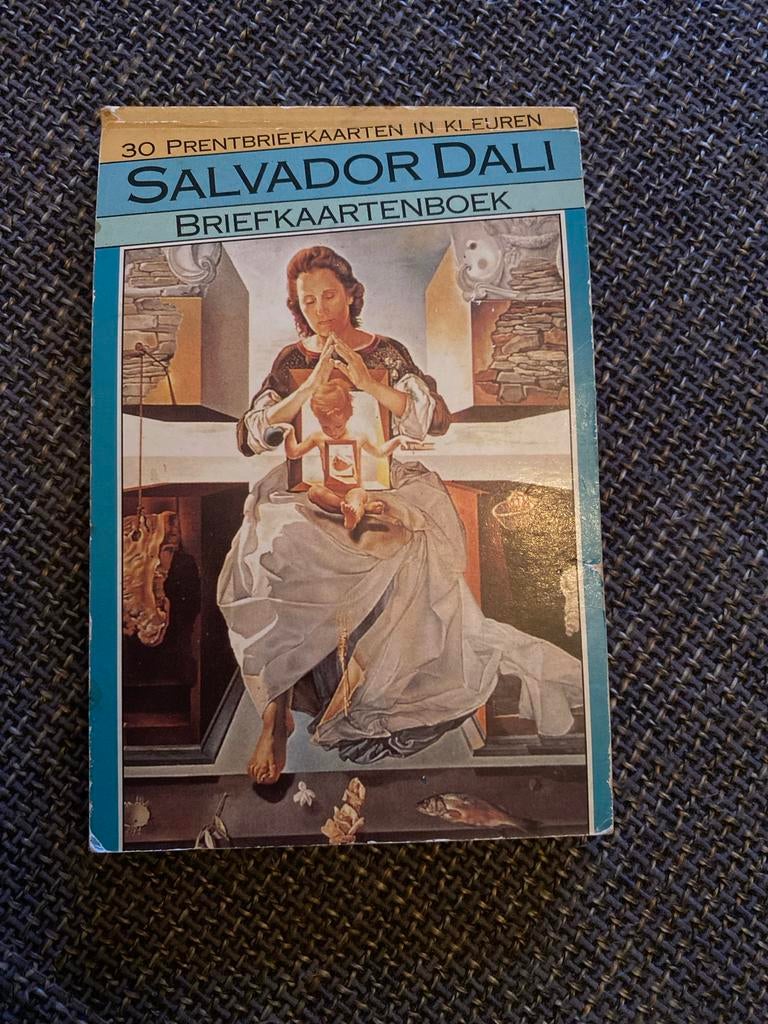 Salvador Dalí Briefkaartenboek - vintage 1991, Ophalen of Verzenden, Zo goed als nieuw, Overige onderwerpen