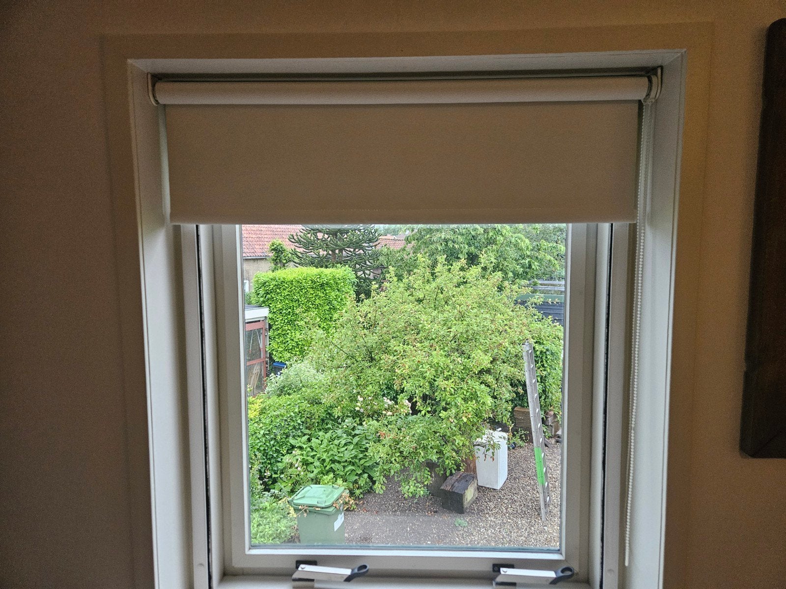 Verduisterend Rolgordijn - Crème/Beige, Crème, 100 tot 150 cm, Zo goed als nieuw, Modern, Verduisterend
