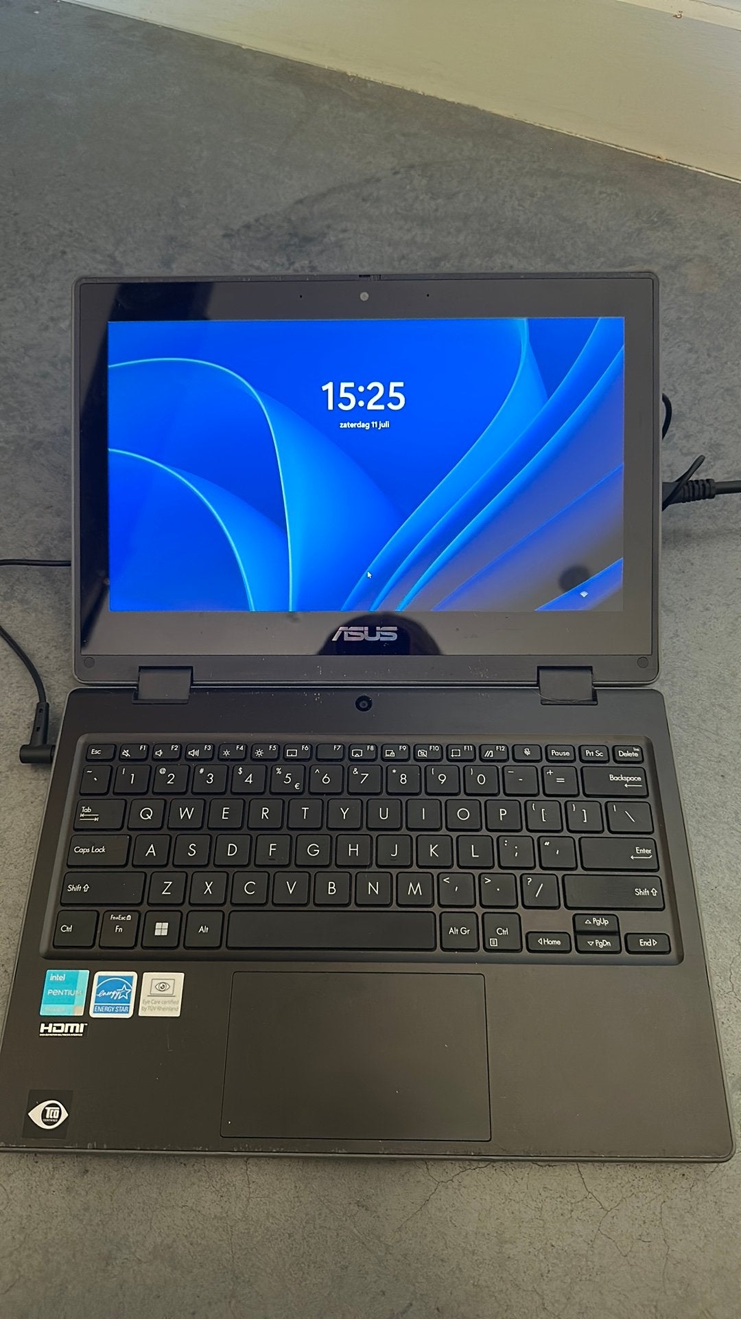 Asus laptop, Computers en Software, Windows Laptops, Ophalen, Gebruikt, 2 tot 3 Ghz, Qwerty