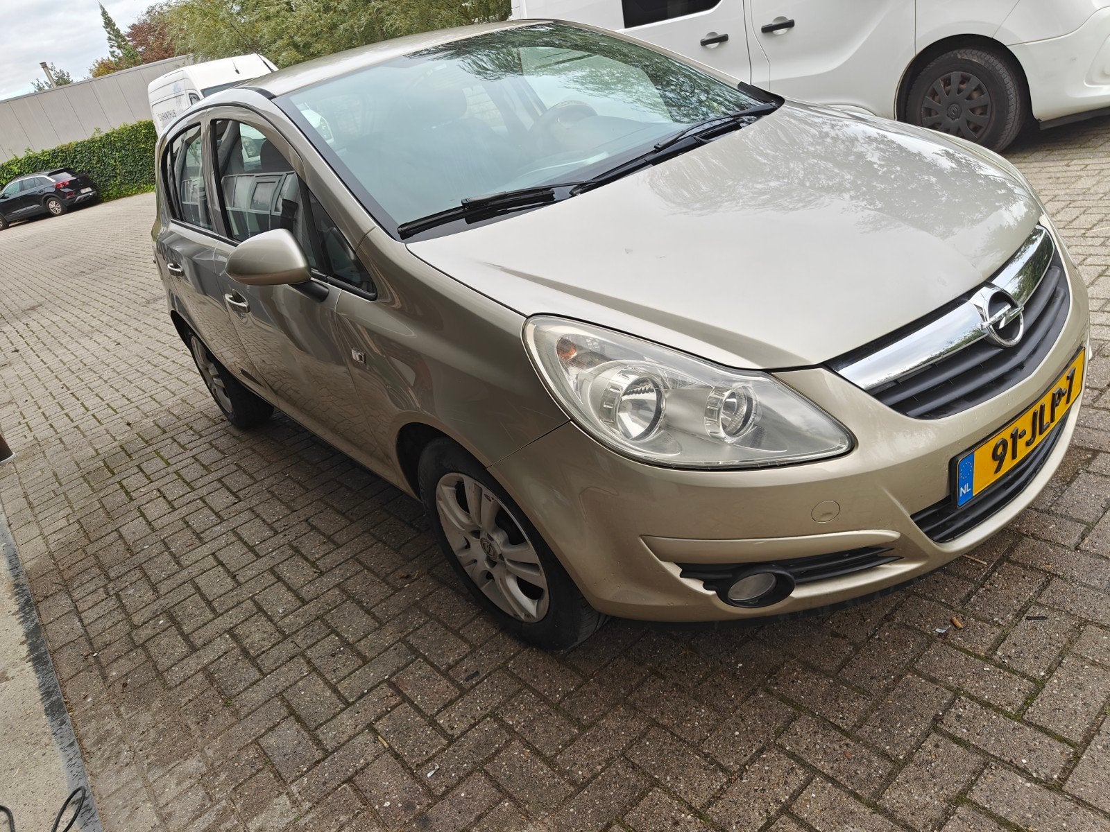 Opel Corsa 1.2 16V 5D 2009 Beige 139km, Auto's, Voorwielaandrijving, 4 cilinders, 1229 cc, Origineel Nederlands