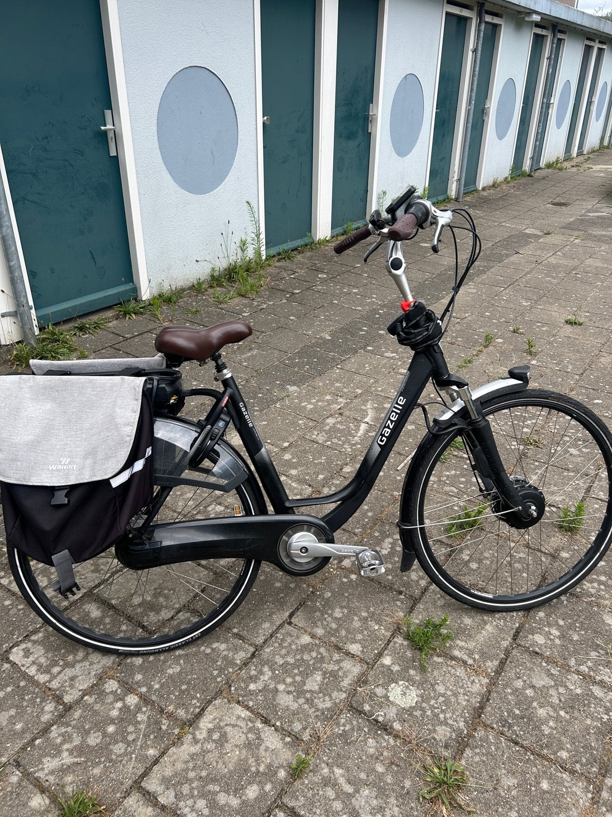 Gazelle elektrische damesfiets - 3 versnellingen + oplader, 51 tot 55 cm, Ophalen, Zo goed als nieuw, Gazelle