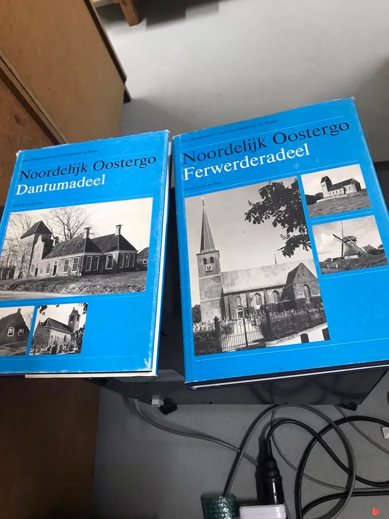 Noordelijk oostergo 4 delen met kaarten, Boeken, Ophalen of Verzenden, Gelezen