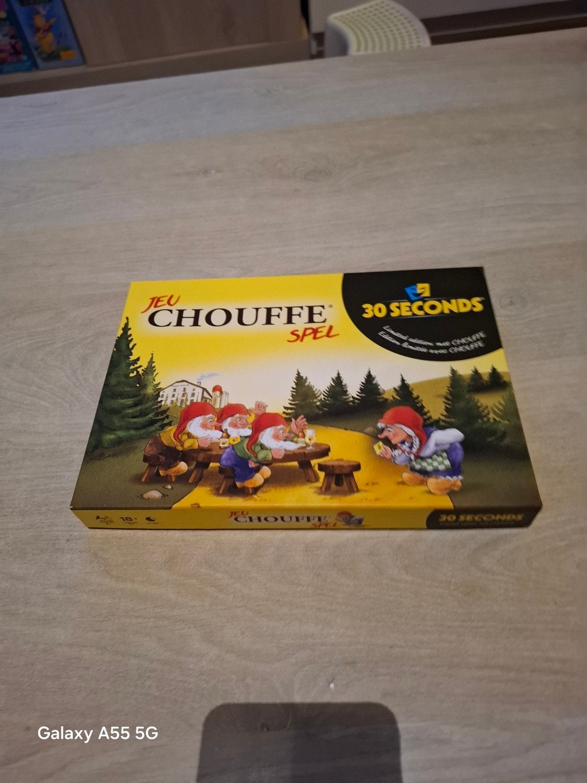 30 Seconds Chouffe Spel - Limited Edition, Chouffe / 30 Seconds, Ophalen of Verzenden, Zo goed als nieuw, Een of twee spelers