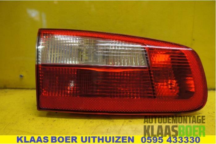 Achterlicht rechts van een Renault Laguna, Auto-onderdelen, Ophalen of Verzenden, 12 maanden garantie, Gebruikt, Renault
