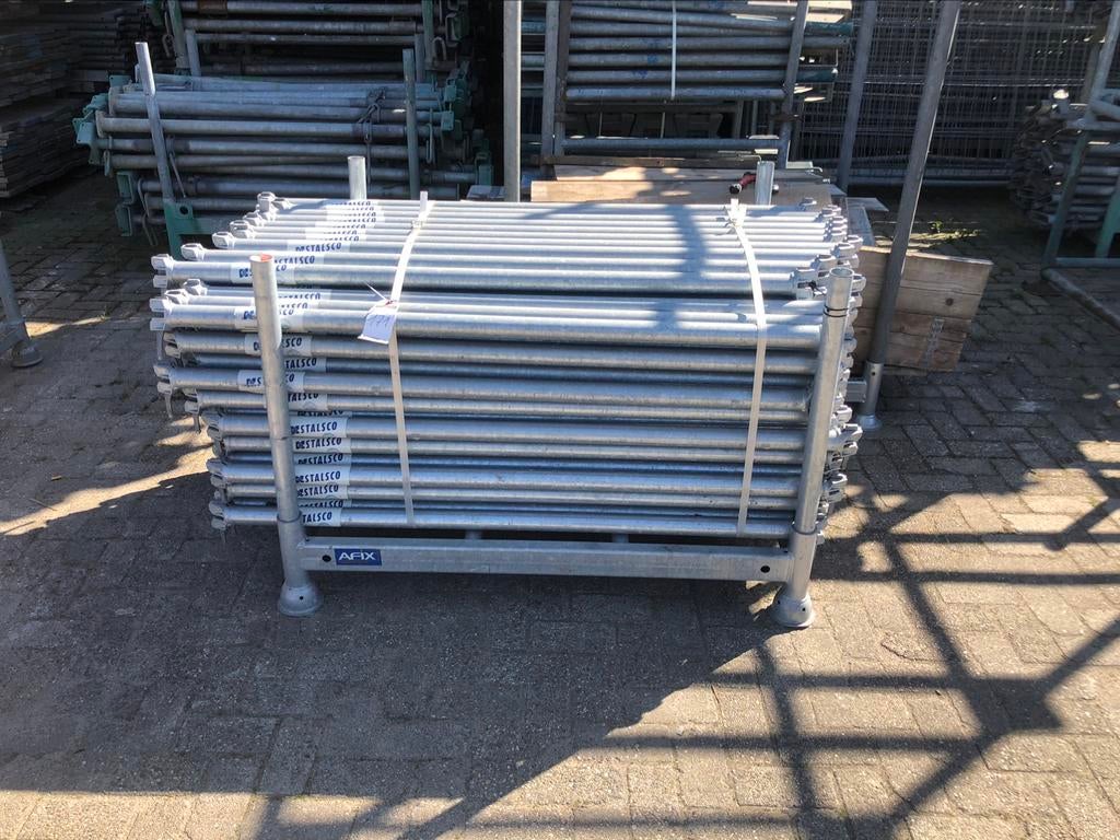 Allround liggers , Layher , Afix , 1,57 m nieuwe liggers, Ophalen of Verzenden, Zo goed als nieuw