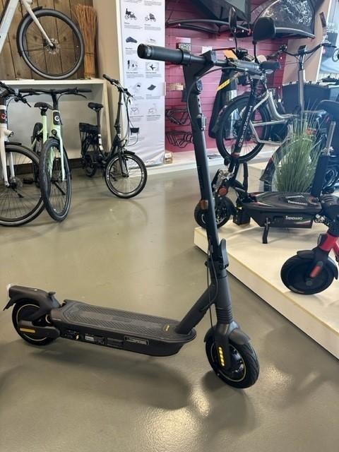 Segway Ninebot Kickscooter MAX G2 E uit voorraad €759