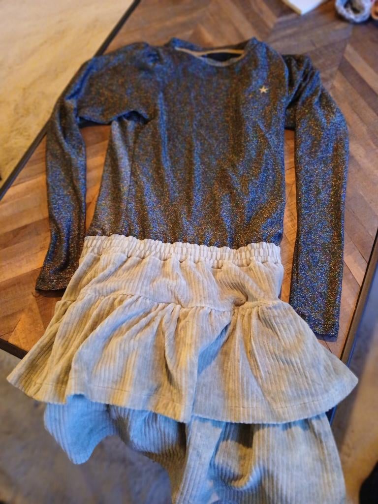 Leuke jurk maat 152 LIKE FLO, Kinderen en Baby's, Kinderkleding | Maat 146, Ophalen of Verzenden, Zo goed als nieuw, Jurk of Rok