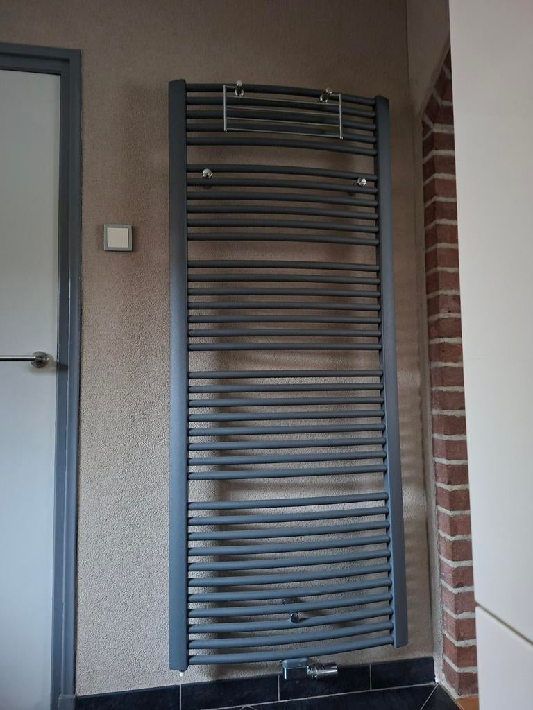Vasco Designradiator HKRM37-750 Maranta Antraciet 1802x750mm, Ophalen, Radiator, Zo goed als nieuw, 60 tot 150 cm