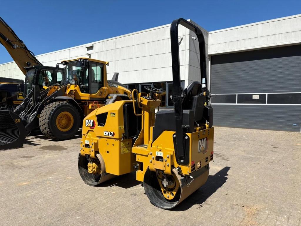 Caterpillar CB1.7, ROOSSINK, Sales@roossinktc.nl, Voltastraat 35, 7006RT Doetinchem, NL, Graafmachine