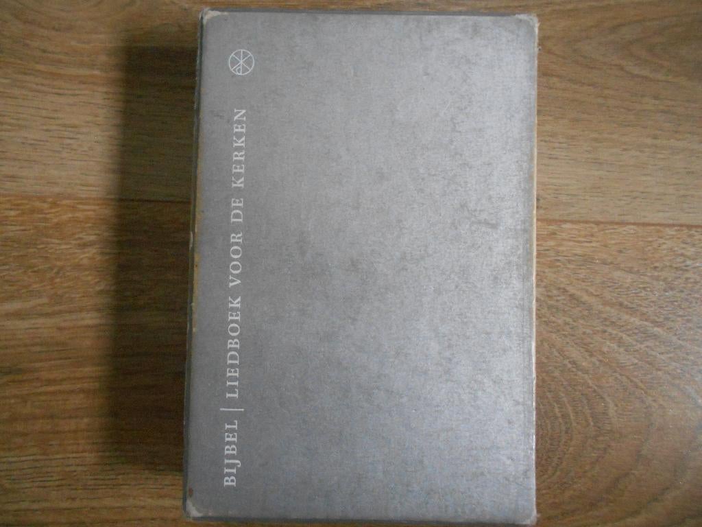 NBV Bijbel Liedboek, Boeken, Ophalen of Verzenden, Gelezen, Christendom | Protestants