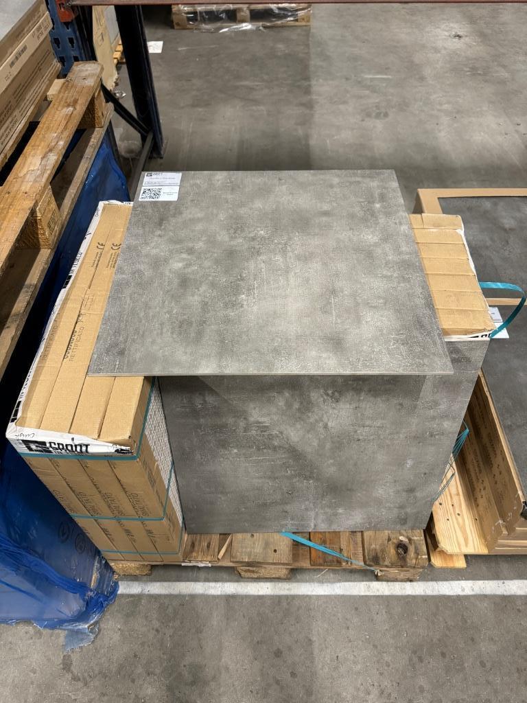 Restpartij keramische tegels Solution Grey R10 60x60, 60 cm of meer, Nieuw, Ophalen of Verzenden, 10 m² of meer