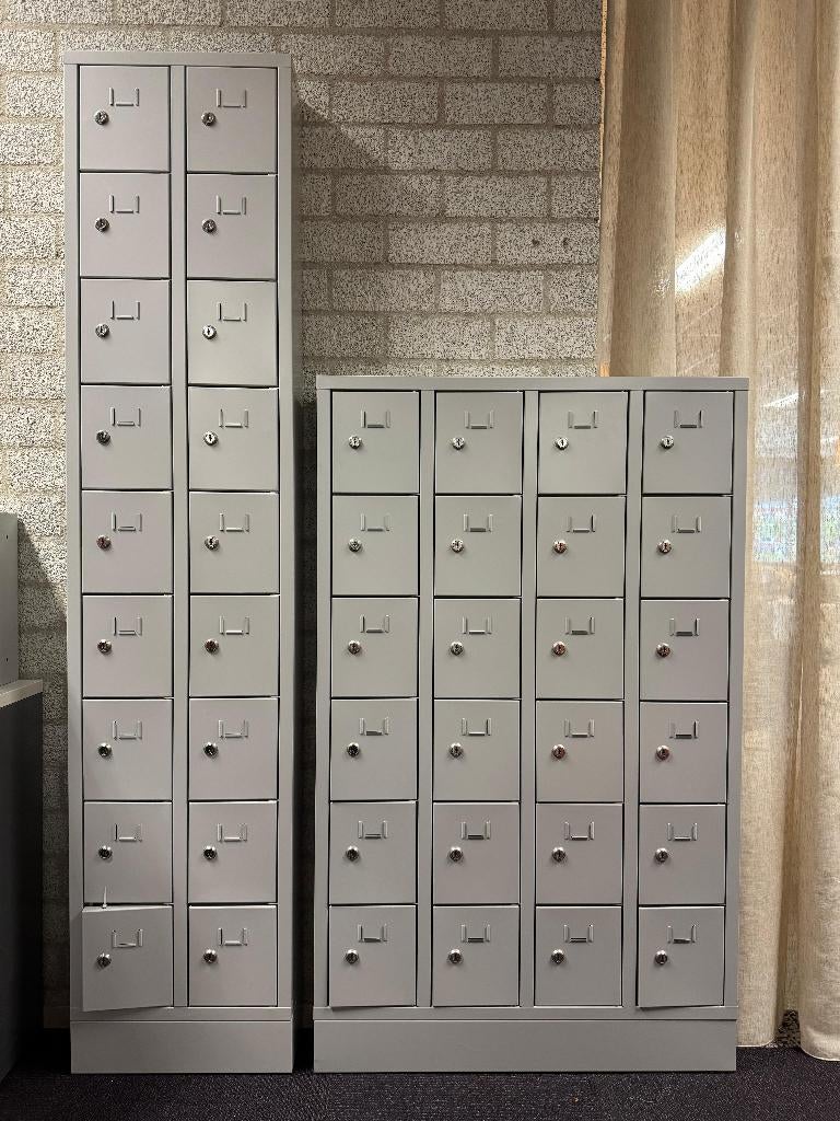 18 en 24 vaks telefoonkluisjes