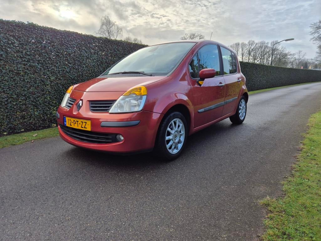 Renault Modus 1.4 16V Autbas E3 2004 Rood, Auto's, Renault, Bedrijf, Modus, ABS, Airbags, Airconditioning, Boordcomputer, Centrale vergrendeling