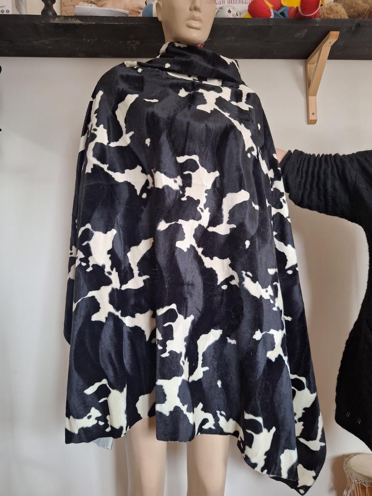 Koeienprint Stof, Overige materialen, 120 cm of meer, Zwart, Ophalen of Verzenden