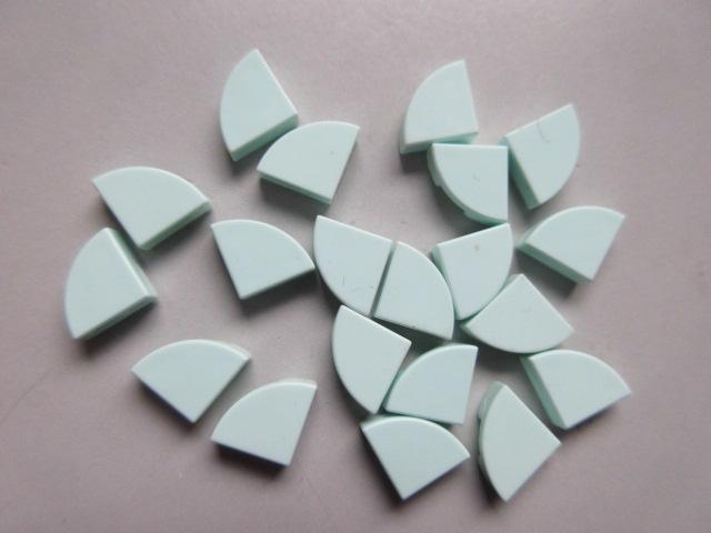 nr. 9300, 20 Kwart ronde tegeltjes 1x1. (25269) light aqua, Ophalen of Verzenden, Zo goed als nieuw, Complete set, Lego