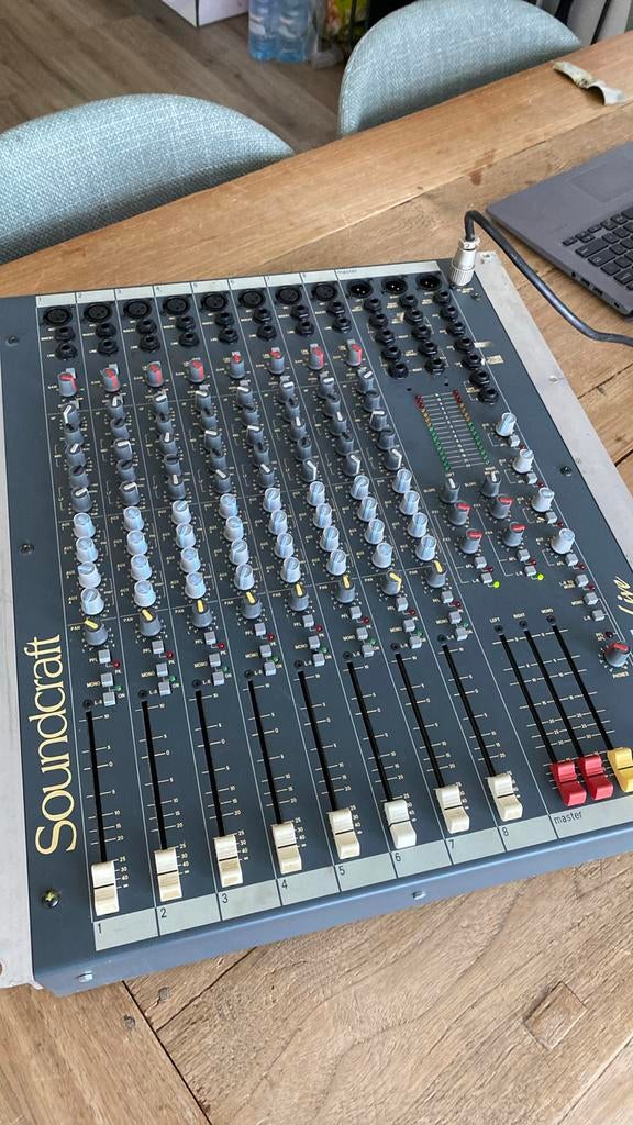 Soundcraft Spirit Live mooie en goede topmixer, Gebruikt, Microfooningang, Ophalen of Verzenden, Nvt