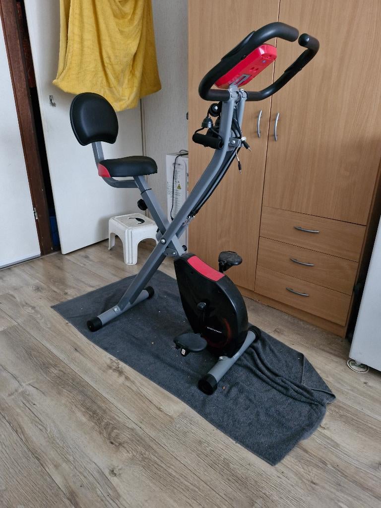 Hometrainer, Sport en Fitness, Zo goed als nieuw, Overige sporten, Snelheids- of Stappenmeter, Ophalen
