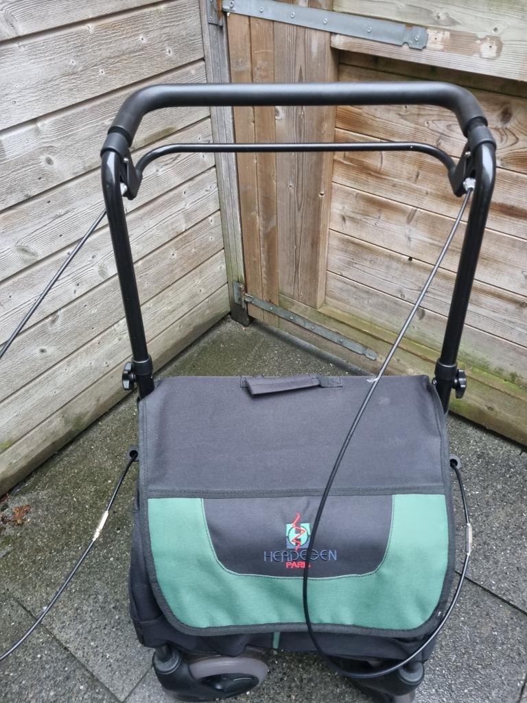 Rollator met boodschappen tas, Diversen, Ophalen of Verzenden