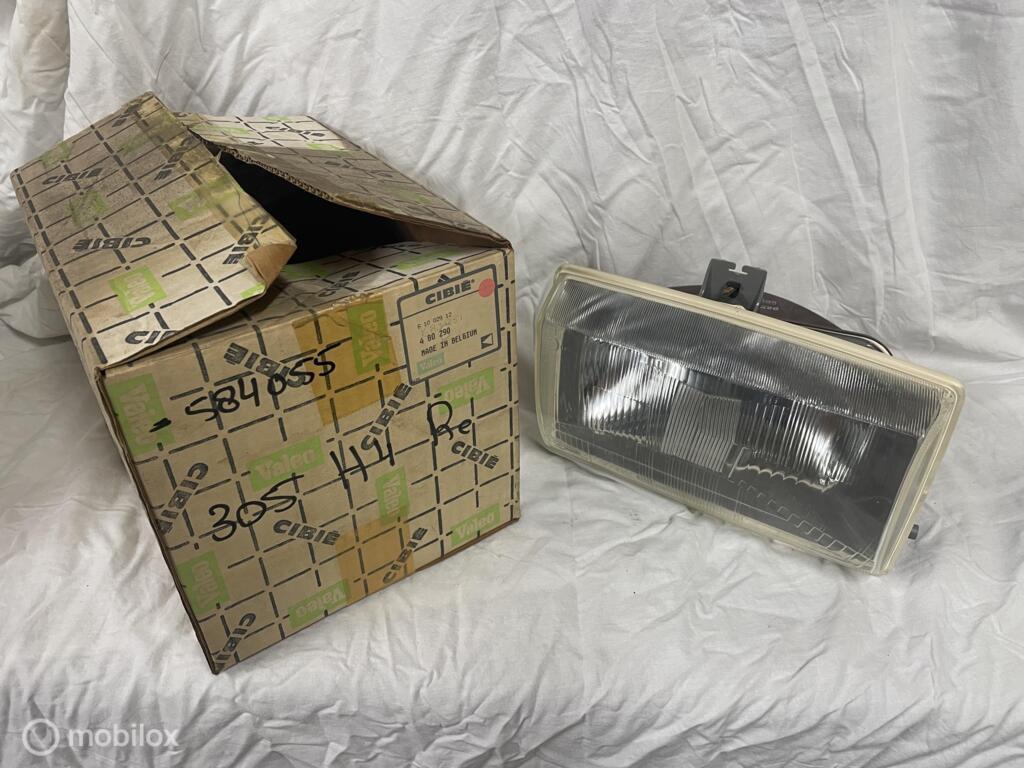 Koplamp origineel rechts Peugeot 305 584055 nieuw in doos, Auto-onderdelen, Verlichting, Nieuw, Ophalen of Verzenden