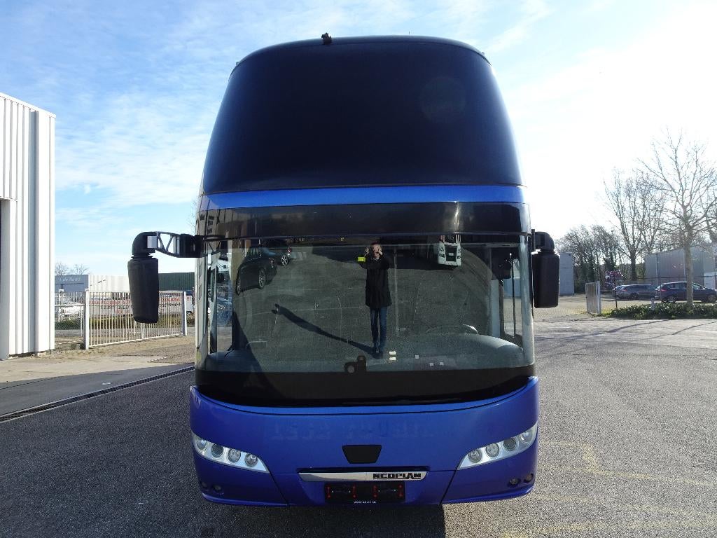 Luxe Neoplan Skyliner L (weinig km!), Auto's, Automaat, Euro 6, Diesel, Grijs