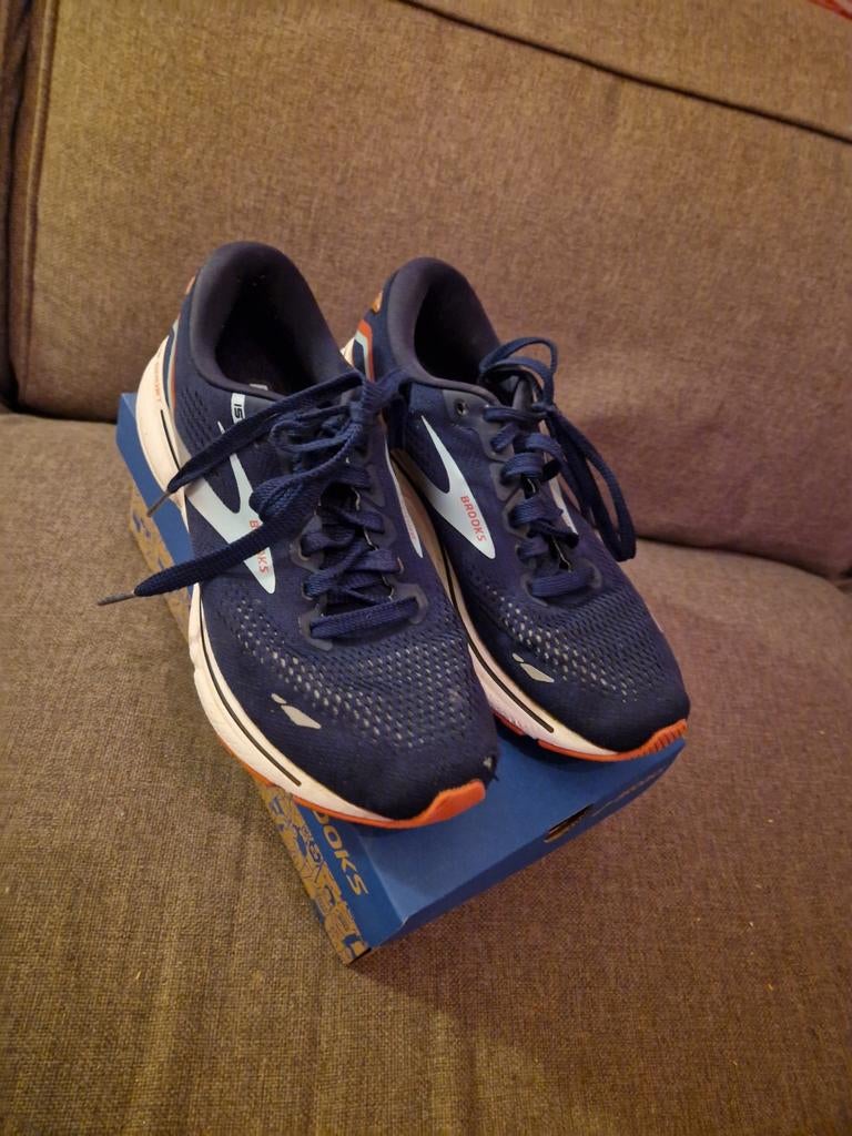 Hardloopschoenen Brooks Ghost 15 dames maat 10.5, Ophalen, Zo goed als nieuw, Hardloopschoenen, Overige merken