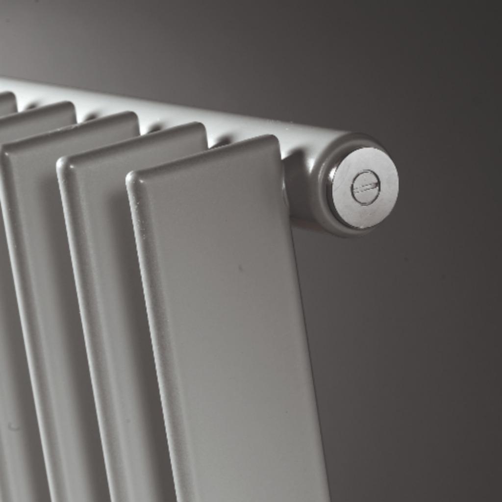 Vasco Tulipa verticale radiatoren 2000 x 540 TV1 en TV2, Doe-het-zelf en Verbouw, Verwarming en Radiatoren, Radiator, Nieuw, Minder dan 60 cm