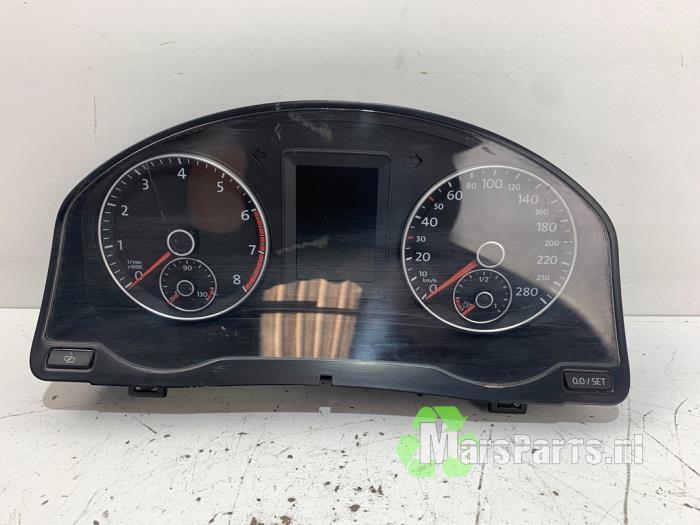Kilometerteller KM van een Volkswagen Scirocco, Gebruikt, -, Volkswagen, -