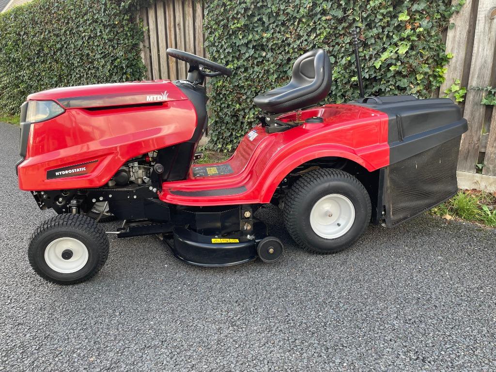 Gebruikt MTD RE 130 H Benzine Zitmaaier, Gebruikt, MTD, Ophalen of Verzenden, Opvangbak