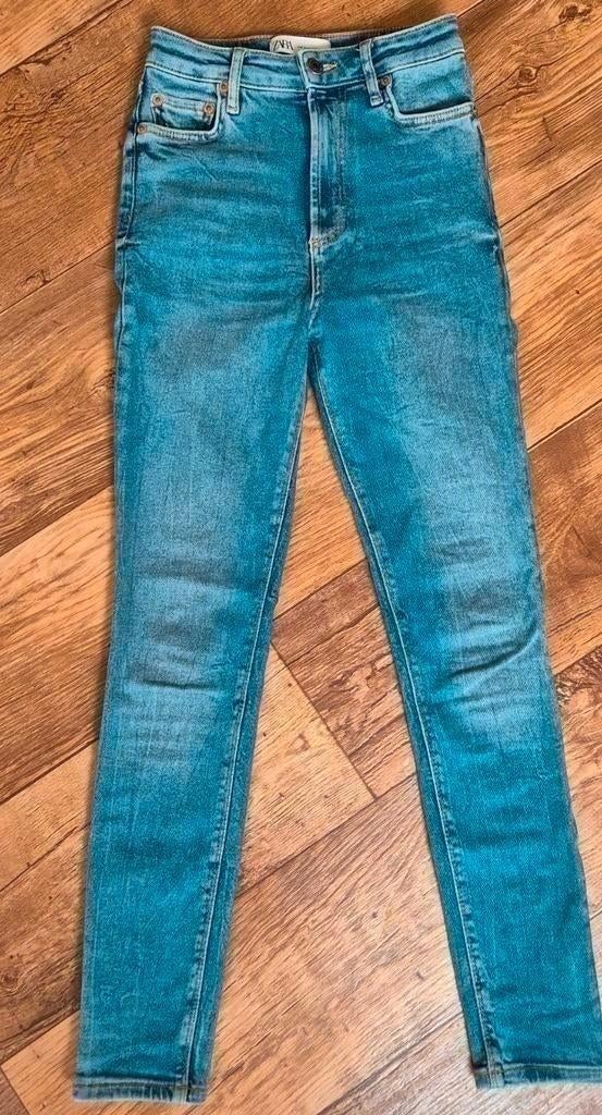 Mooie Zara HighWaist spijkerbroek Maat 34, Blauw, Zara, Ophalen of Verzenden, Zo goed als nieuw
