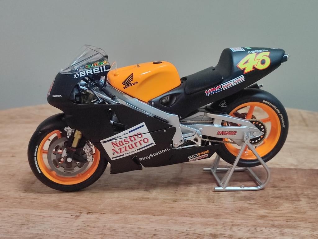 Minichamps: Honda NSR 500 - Valentino Rossi - MotoGP 2000, Ophalen of Verzenden, Nieuw, Motor