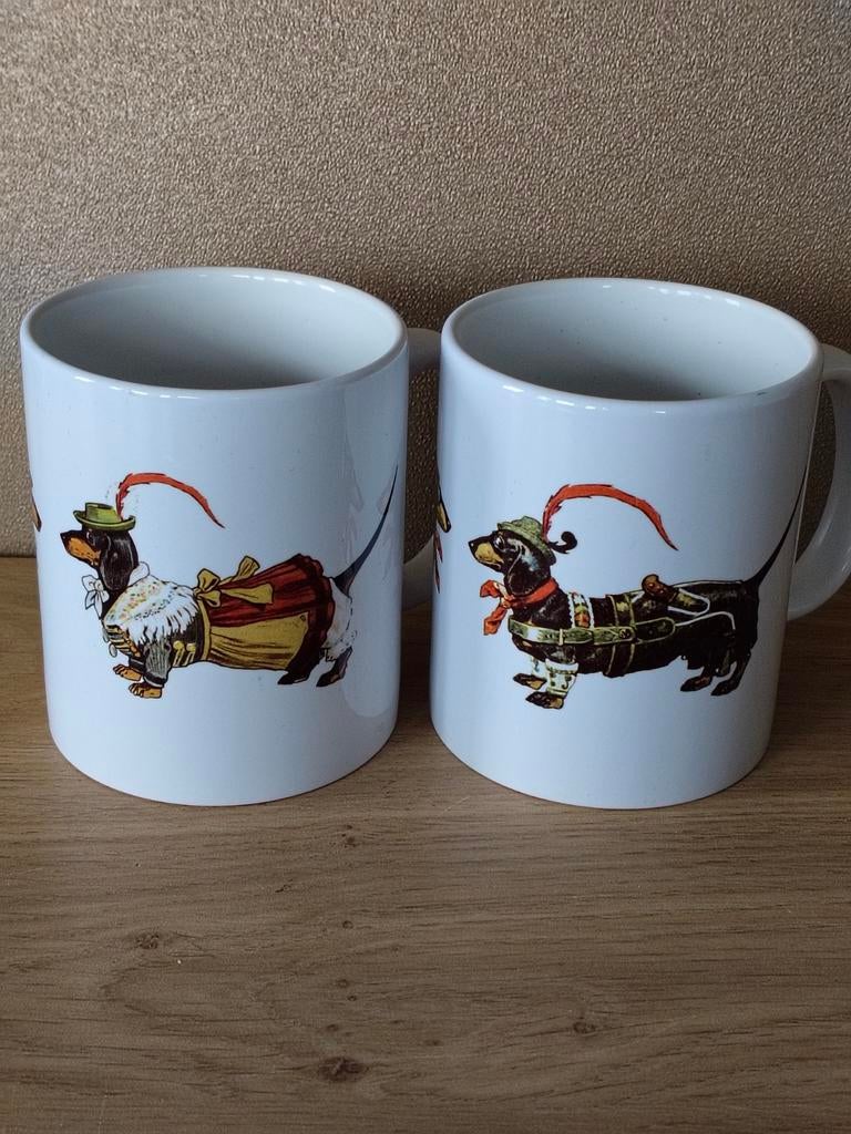 2 BEKERS MET TECKELS*MOK MET TECKEL*, Verzenden, Overige typen, Zo goed als nieuw, Overige stijlen