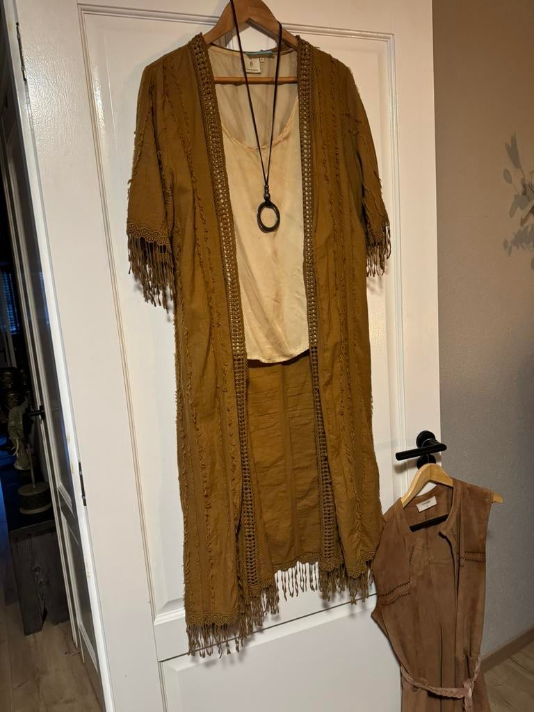 ibiza set, Ophalen of Verzenden, Zo goed als nieuw, Maat 38/40 (M), Bruin